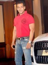 Salman Khan backs Saif, says media was biased