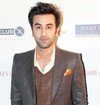 'Silk' Ranbir and 'Chameli' SRK rock 57th Filmfare Awards